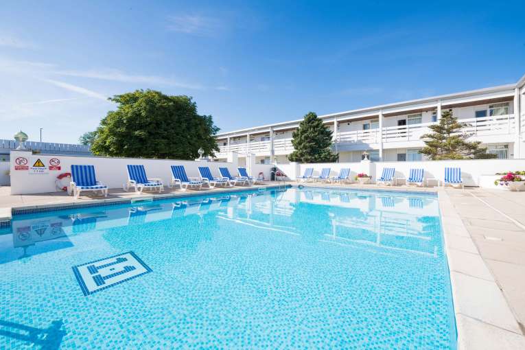 Barnstaple Hotel Outdoor Pool and Loungers